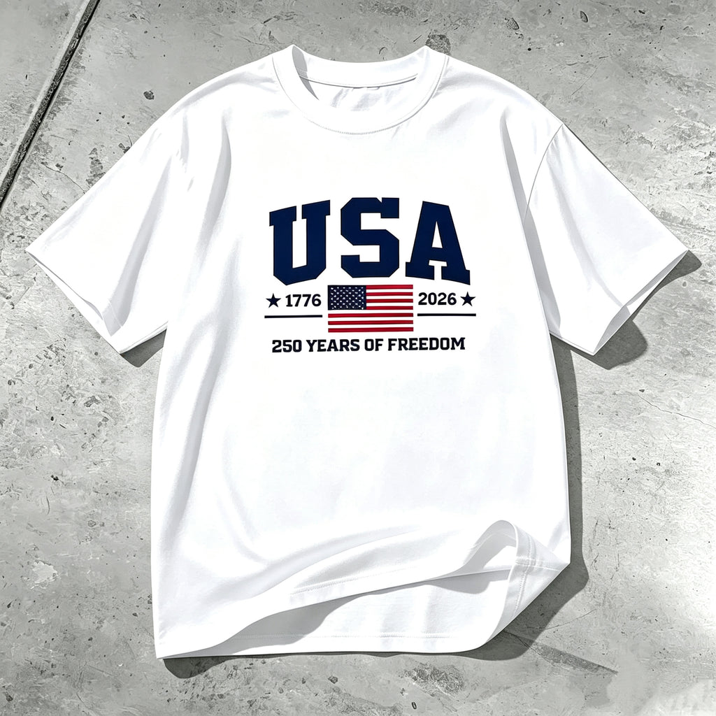 USA 250TH ANNIVERSARY 1776–2026 PATRIOTIC GRAPHIC T-SHIRT